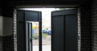 Купить гаражные ворота распашные Обнинск, цена от 3917 руб.
